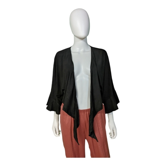 Olivaceous Crop  Knot-Front Crop Top Black L - Picture 8 of 11